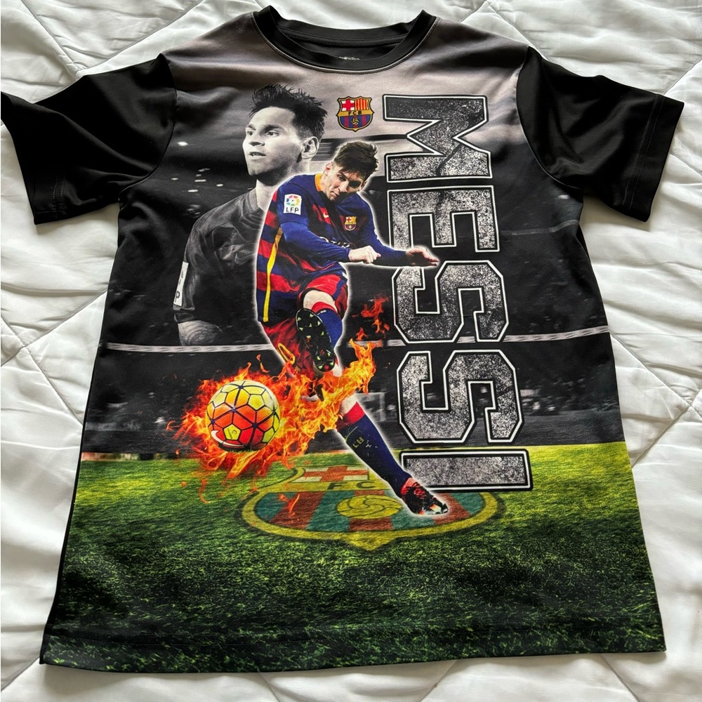 Lionel Messi FC Barcelona Small Soccer AOP T-Shirt Size S